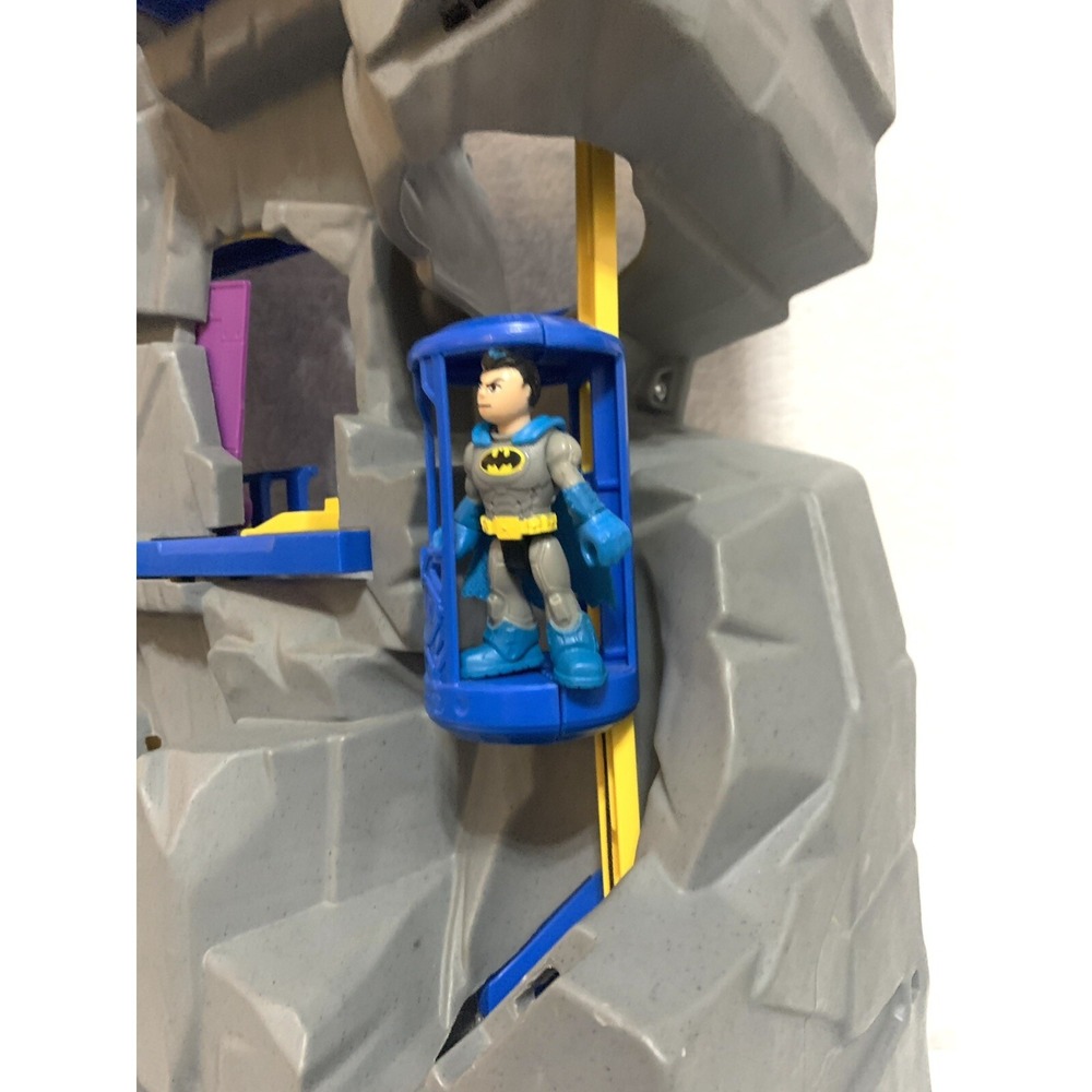 Imaginext Light Up Bat Cave DC Batman Playset Comic Fisher-Price - Picture 4 of 8
